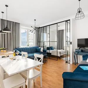 https://rent-like-home-nowiniarska-8.warsawhotelspoland.com